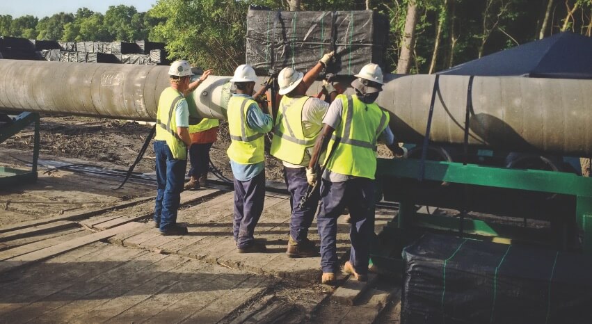 Workers Pipe Lay Workers